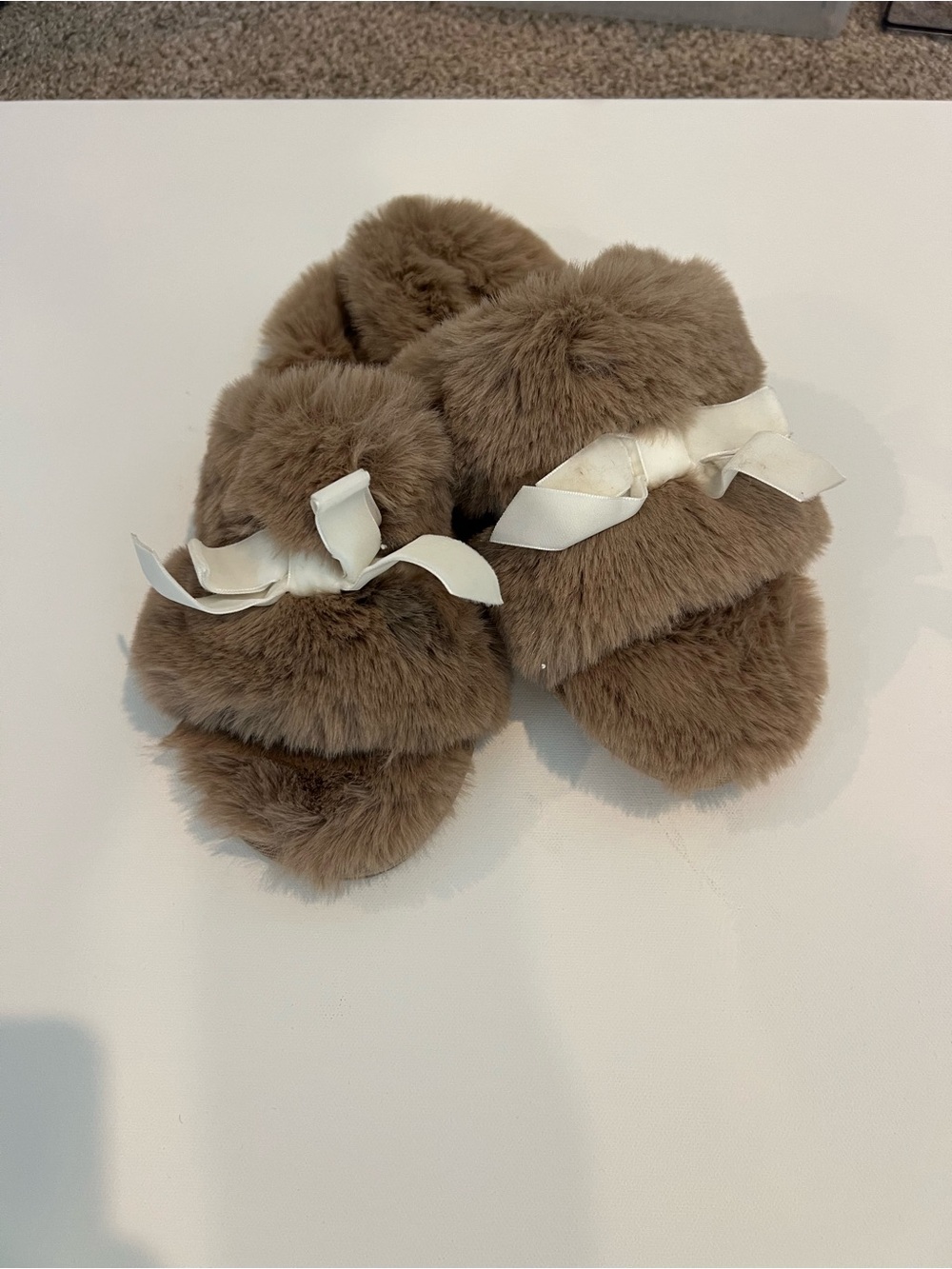 Anthropologie Taupe Faux Fur Slide Slippers with Cream Bow